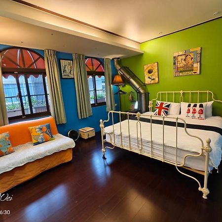 Mystery13 Bed & Breakfast Luodong Exterior photo