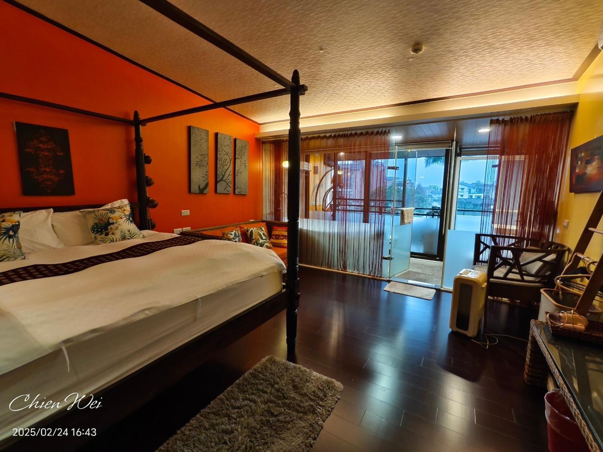 Mystery13 Bed & Breakfast Luodong Exterior photo