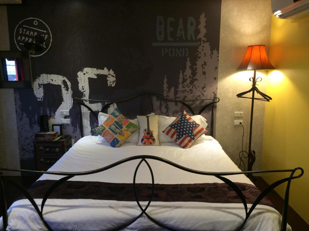 Mystery13 Bed & Breakfast Luodong Room photo